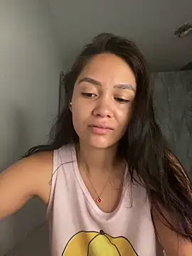 carolsapequinha online show from February 2026 12:58:02 PM