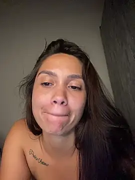 carolsapequinha online show from July 2026 04:30:01 AM
