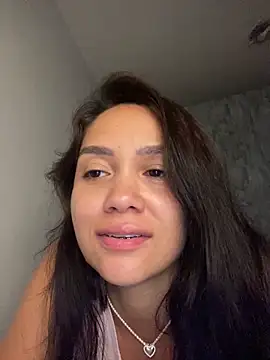 carolsapequinha online show from February 2026 10:35:01 AM