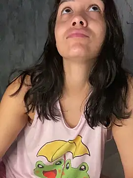 carolsapequinha online show from December 2025 12:05:01 PM