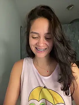 carolsapequinha online show from February 2026 11:48:02 PM