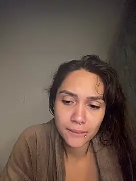 carolsapequinha online show from June 2026 11:59:02 AM