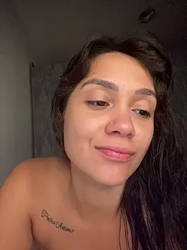 carolsapequinha online show from May 2026 11:07:02 AM