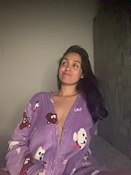 carolsapequinha online show from June 2026 04:07:02 AM