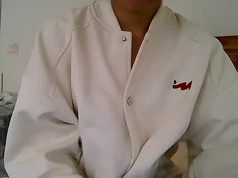 Snapshot of emii207 chatting on December 2025 02:45:01 AM emii207 online show from December 2025 02:45:01 AM