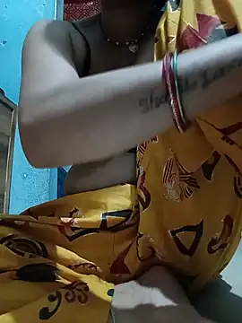 Snapshot of beutiful_hot chatting on June 2026 05:19:01 PM beutiful hot online show from June 2026 05:19:01 PM