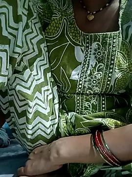 Snapshot of beutiful_hot chatting on June 2026 09:59:01 AM beutiful hot online show from June 2026 09:59:01 AM