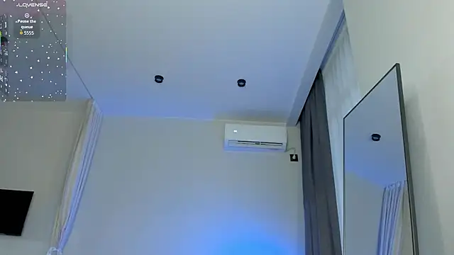 Sakura  frostt online show from January 2026 02:20:01 PM