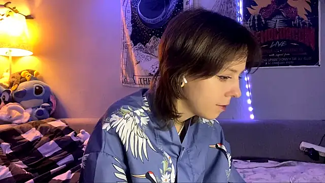 Snapshot of UrSweetieLuna chatting on November 2025 09:51:01 PM UrSweetieLuna online show from November 2025 09:51:01 PM