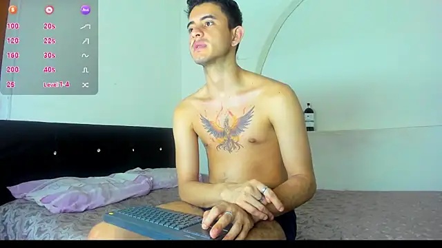 kaiborman00 online show from January 2026 11:24:01 AM