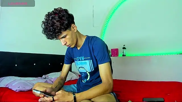 kaiborman00 online show from March 2026 03:12:01 AM