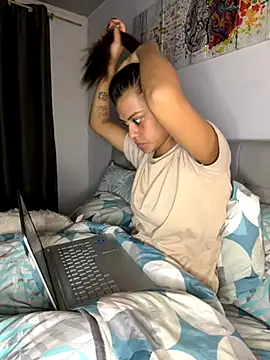 Snapshot of anna_evans9 chatting on December 2025 10:06:01 AM anna evans9 online show from December 2025 10:06:01 AM