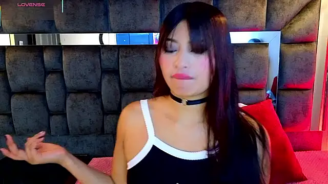 IssaJones  online show from March 2026 08:09:01 PM