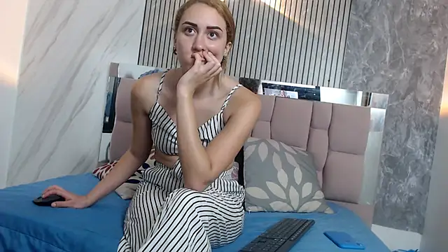 hanna  palmer1 online show from January 2026 05:06:01 PM