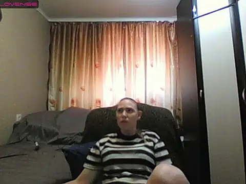 JenniDeep online show from April 2026 11:04:01 AM