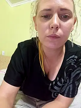 Snapshot of JenniDeep chatting on November 2025 08:12:01 PM JenniDeep online show from November 2025 08:12:01 PM