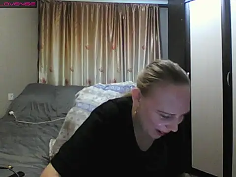 JenniDeep online show from March 2026 07:06:02 PM