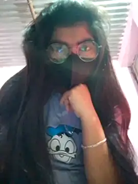 isha sharma2002 online show from December 2025 04:06:01 PM