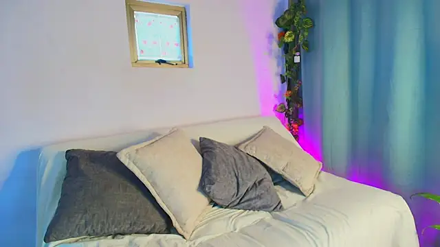 lizzy kane online show from December 2025 08:08:02 PM