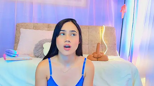 lizzy kane online show from May 2026 08:11:02 PM