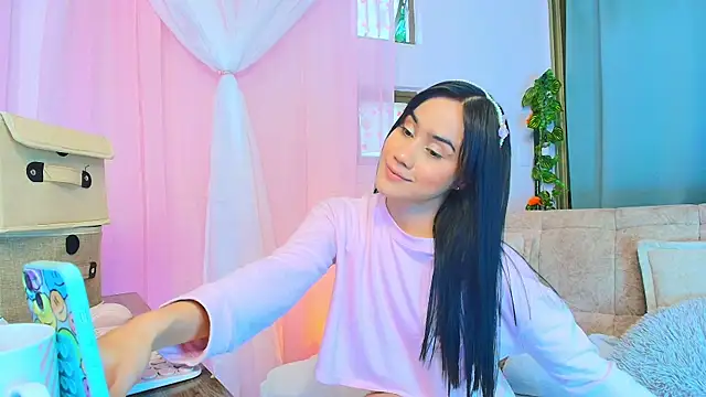 lizzy kane online show from March 2026 08:16:02 PM