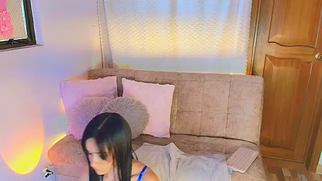 lizzy kane online show from March 2026 08:10:02 PM