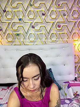 MelanyyJhonson15 online show from May 2026 02:30:01 AM