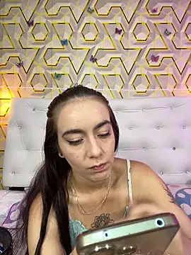 MelanyyJhonson15 online show from May 2026 04:09:02 AM