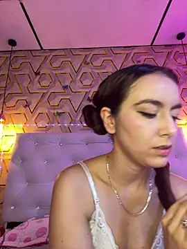 MelanyyJhonson15 online show from February 2026 03:09:02 AM