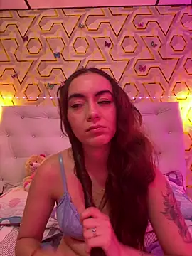 MelanyyJhonson15 online show from February 2026 02:45:02 AM