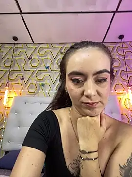 MelanyyJhonson15 online show from June 2026 08:25:02 PM
