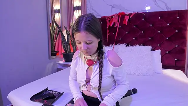 Danna-Rouse online show from February 2026 08:28:02 PM