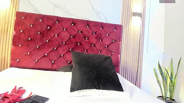 Danna-Rouse online show from March 2026 08:21:01 PM