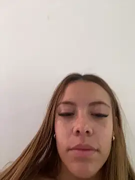 Abbiejohnson online show from March 2026 01:12:01 PM