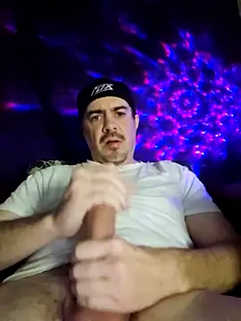 Snapshot of wilburydeznutz chatting on March 2026 05:08:02 AM wilburydeznutz online show from March 2026 05:08:02 AM