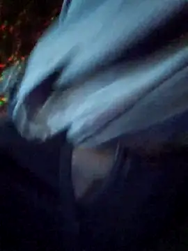 wilburydeznutz online show from December 2025 05:17:02 AM