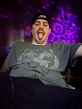 Snapshot of wilburydeznutz chatting on February 2026 09:02:02 PM wilburydeznutz online show from February 2026 09:02:02 PM