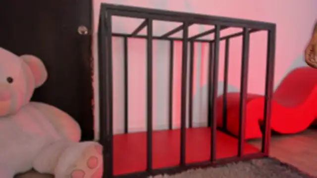 SnakeMuse online show from December 2025 03:44:02 AM