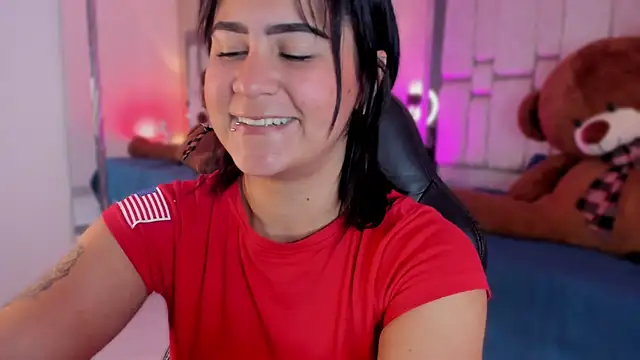 SnakeMuse online show from January 2026 04:19:01 AM