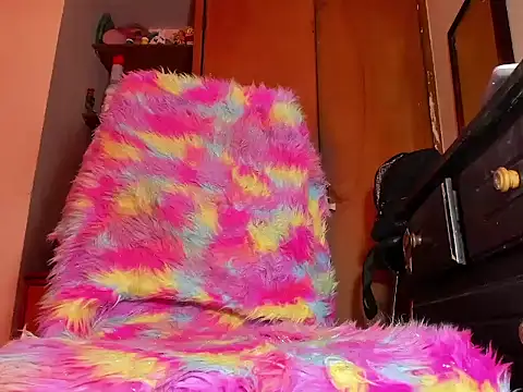 saracush17 online show from November 2025 02:39:01 PM