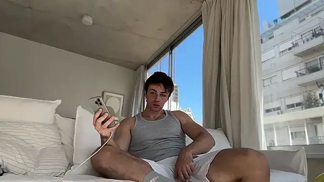 iggydavid online show from November 2025 06:45:01 PM