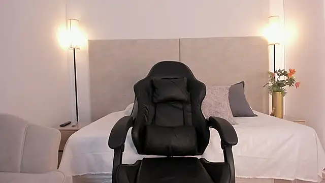 Sammy Gomez  online show from November 2025 08:13:02 PM