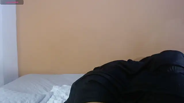 Snapshot of amina_fair chatting on November 2025 04:57:02 AM amina fair online show from November 2025 04:57:02 AM