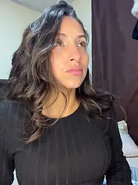 Paulett Smith online show from November 2025 01:48:02 AM