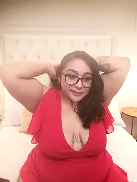 Snapshot of ViickyLee chatting on November 2025 03:43:01 AM ViickyLee online show from November 2025 03:43:01 AM