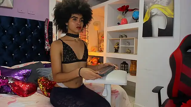 Zaira sofiaa online show from January 2026 01:53:01 AM