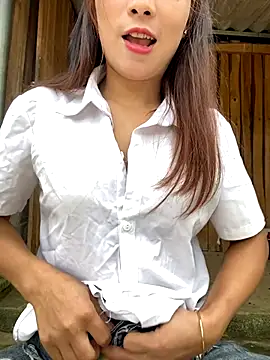 Lon tiger online show from November 2025 01:42:01 AM