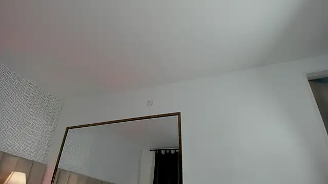 Sasha Wolff online show from December 2025 11:38:02 PM