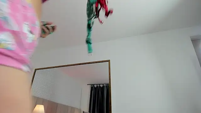 Sasha Wolff online show from March 2026 10:10:01 PM