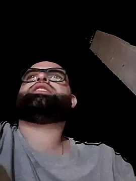 julianlondo111 online show from December 2025 01:19:01 AM